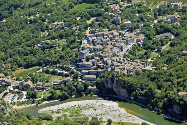 Village de Vogüé Ardèche