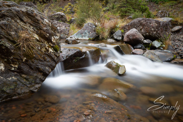 Tongariro National Park, kleiner Fluss im Nationalpark