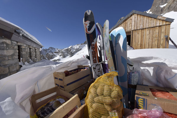 On a tout pour commencer la saison...patates et skis parfaits !