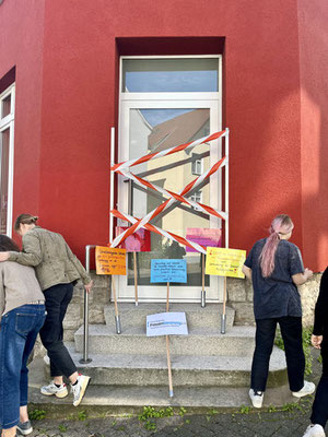 Frauennotruf Leverkusen | Kein Aufschub für den Schutz gewaltbetroffener Frauen. Das Gewalthilfegesetz darf nicht an Budgetfragen scheitern.  #Gewalthilfegesetzjetzt