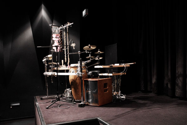 Percussion-Setup "The Lodger" - Black Box Düsseldorf