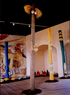 installation totems & graines chateau de Cabries