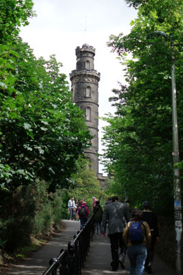 Up on the hill of Edinburgh to enjoy the great view. But before that some steps have to be mastered.