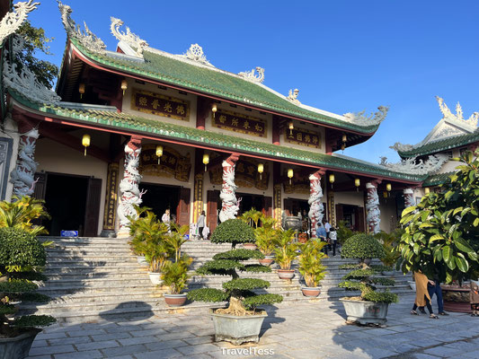 Tempel bij Lady Buddha-beeld