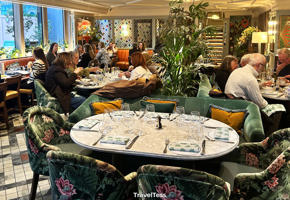Cream Tea bij The Ivy City Garden