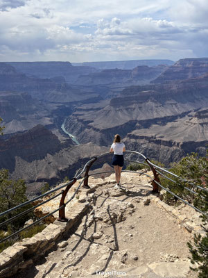 Colorado River door Grand Canyon
