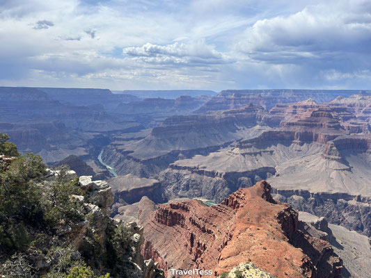 Colorado River door Grand Canyon
