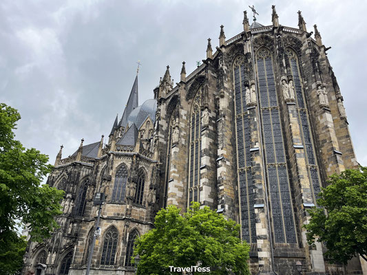 Dom van Aken