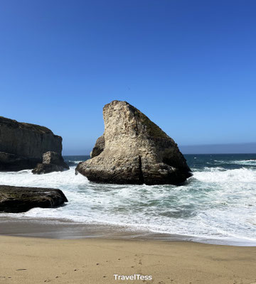 Shark Fin Cove