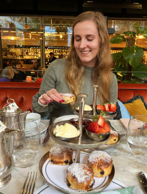 Cream Tea bij The Ivy City Garden
