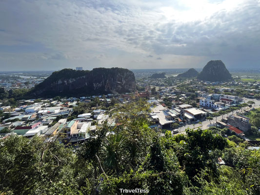 Uitzicht op Da Nang vanaf Marble Mountains