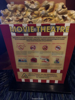 Film kijken in bios Changi Airport Singapore