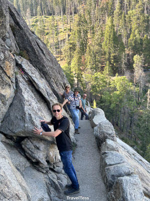Moro Rock Trail