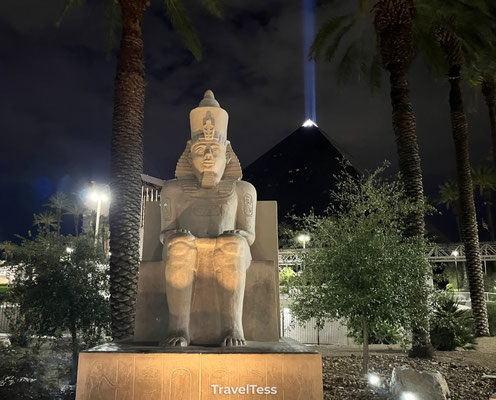 Luxor Hotel