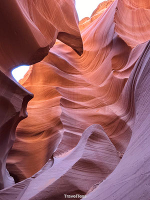 Lower Antelope Canyon
