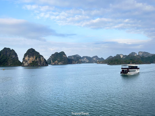 Halong Bay 