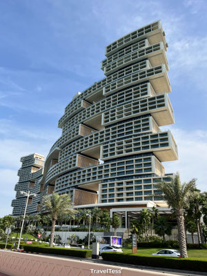 Atlantis Royal Hotel