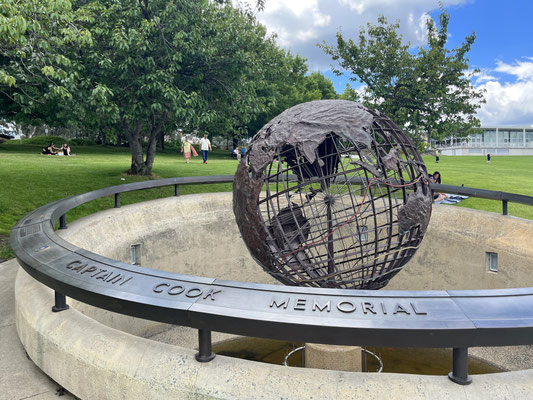 James Cook Monument