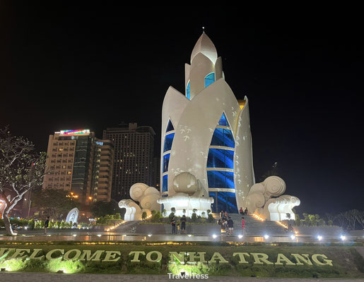 Tháp Trầm Hương