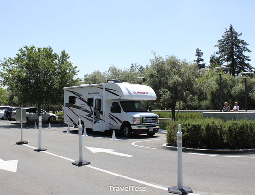 Camper parkeren bij Apple Park