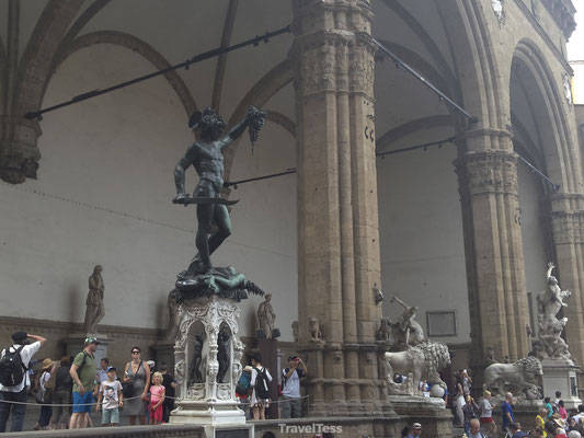 Onthoofd standbeeld Florence