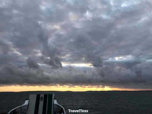 Ferry Fraser Island