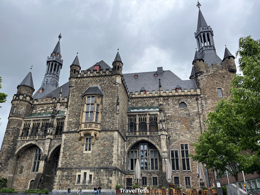 Dom van Aken