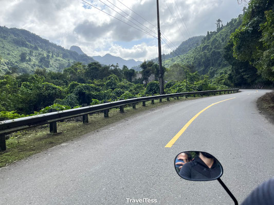 Scooter rijden naar Phong Nha