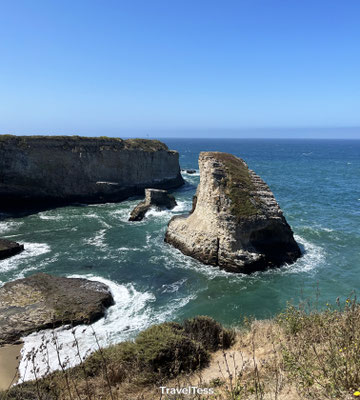 Shark Fin Cove