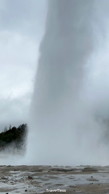 Strokkur geiser
