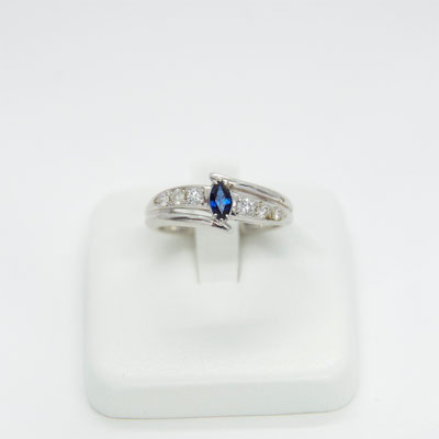ＰＴダイヤサファイヤ　ダイヤ０．２４ＣＴ　サファイヤ０．２５ＣＴ　リングサイズ約１２号
