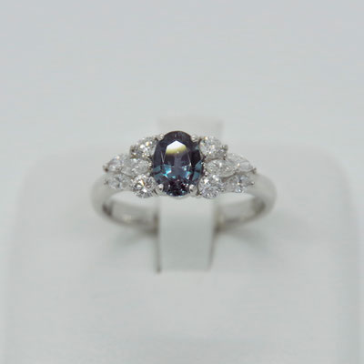 ＰＴアレキサンドライトダイヤ　　アレキ０．８７ＣＴ　ダイヤ０．５６ＣＴ　リングサイズ約１１．５号