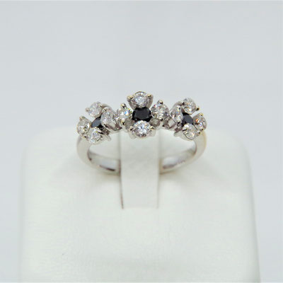 Ｋ１８ＷＧダイヤ　ダイヤ１．００ＣＴ　リングサイズ約１１号