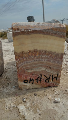 red onyx, red onyx blocks, onyx quarry, mexican onyx, mexican onyx blocks, onyx blocks. onyx blocks for sale, onyx blocks buyers