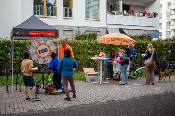 Thmas Enzinger von der AWB am Müllspielrad