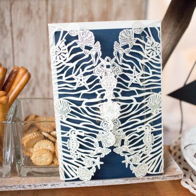 Lasercut Karten - AA Kreativ-Zentrum - festtagskarten.de