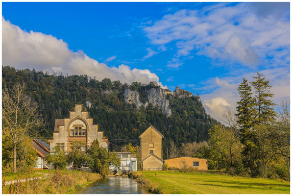 Wasserwerk Thalmühle bei Langenbrunn mit Blick auf Schloss Werenwag 8633