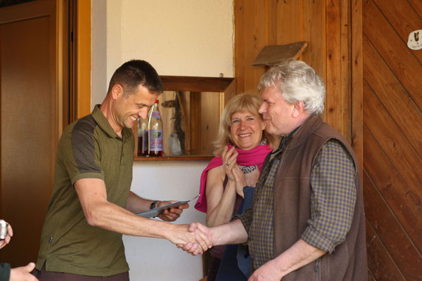 Gratulation Wilfried mit Amigo vom Landglück
