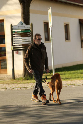 Otmar mit Cleo II vom Paradies