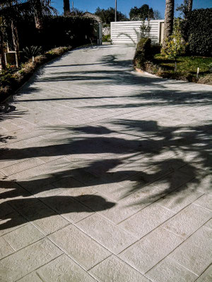 23 - Viale  / Travertino 
