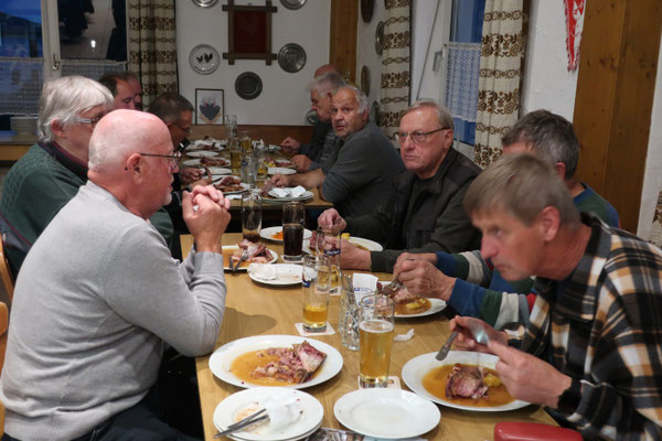 Gesellige Runde Züchterabend