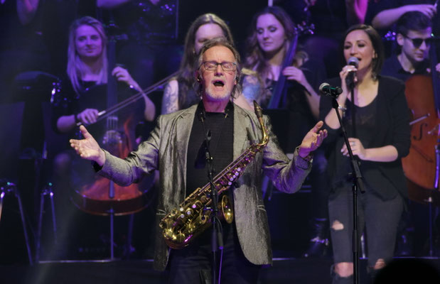 John Helliwell ( Supertramp ) bei der "Rock Meets Classic 2018" in der MHP Arena Ludwigsburg.