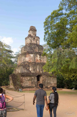 Polonnaruwa, Sathmahal Pasada