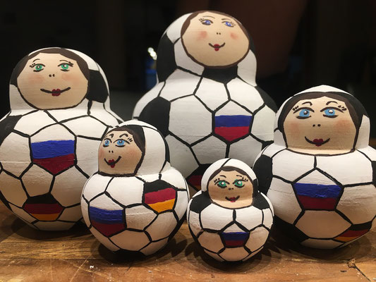 Fussball WM 2018 Matroschkas - Чемпионат мира по футболу Матрошки