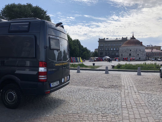 2018 - Parkplatz im Zentrum