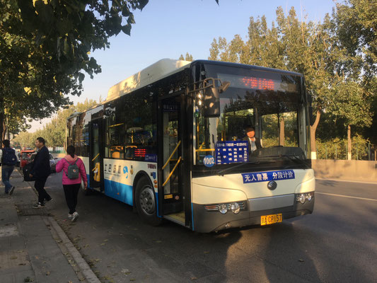 Busfahrt mit Nr. 3 zum Hotel