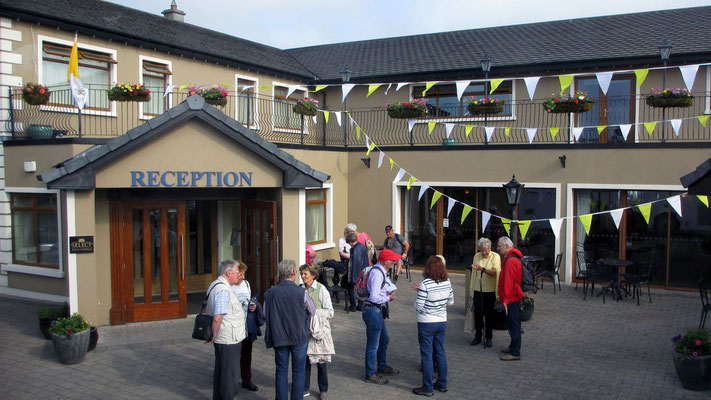 Dienstag: Abfahrt vom Hotel in Gal­way zur Region Connemara.