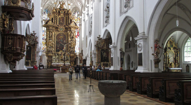 Montag: Kirche in Landsberg am Lech.