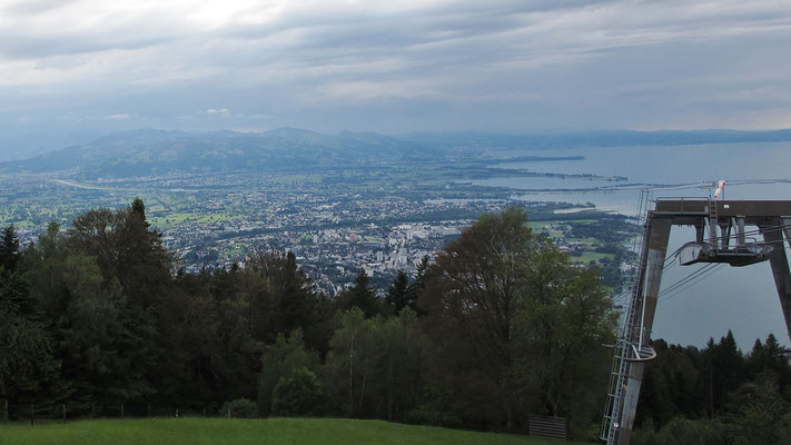 Mittwoch: Fahrt auf den Pfänder mit der Seilbahn.