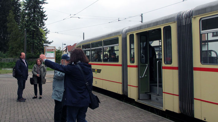 Mittwoch: Fahrt mit der Thüringer Waldbahn von Eisenach nach Gotha